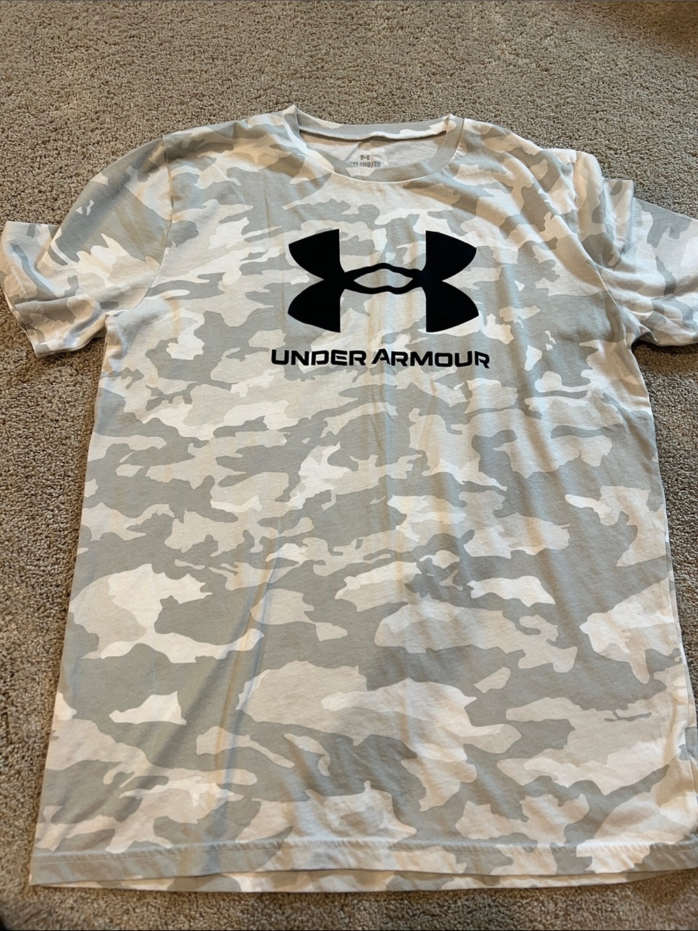 Under Armour Men’s White & Gray Camo Short Sleeve Tee with Black Logo